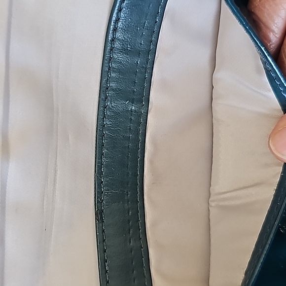 Coach Womens Signature Embossed Patent Leather Wristlet Wallet Teal Green EUC - Picture 7 of 9